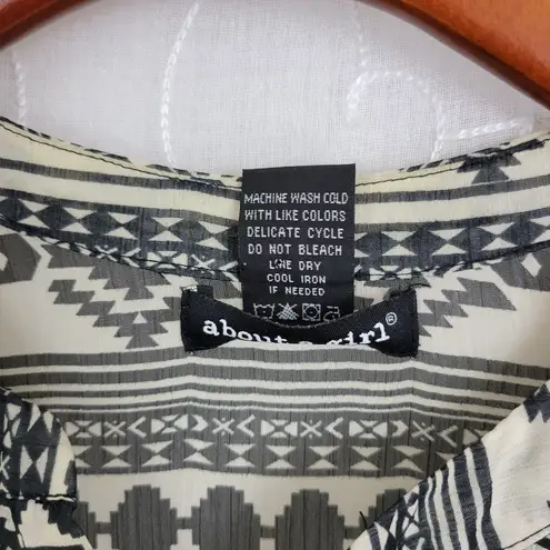 About A Girl Womens Blouse Size Medium Black Bohemian Pattern Button Down Sheer