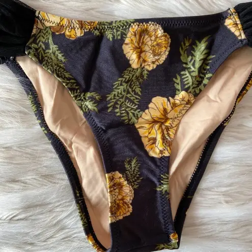 Somedays Lovin Princess Polly Black Yellow Floral Mesh Bikini Bottoms Sz XS