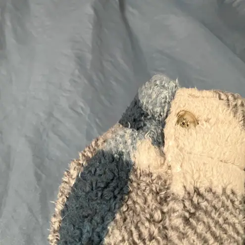 Thread+Supply: Blue & Beige Plaid Sherpa Jacket - Image 9