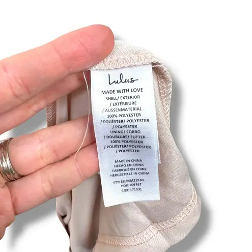 Lulus NWOT Ethereal Love Blush Floral Pleated Tiered Tie