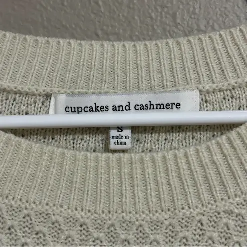 Cupcakes & Cashmere Neutral Fringe Knit Pullover Sweater Women’s Size Small