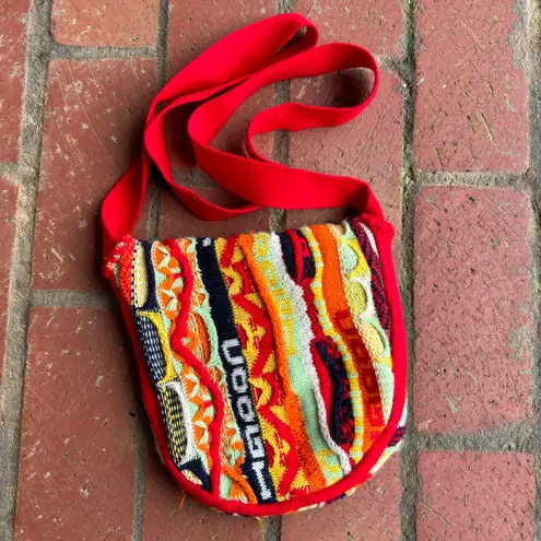 COOGI Vintage 90s/Y2K Textured Knit Crossbody Bag