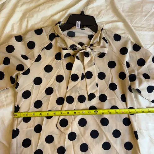 New Cream Beige & Black Polka Dot Self Tie Long Sleeve Blouse Size Medium Tan