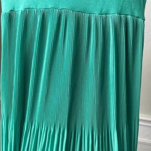 Willow & Clay Green Pleated Maxi Skirt Convertible Strapless Knit Dress