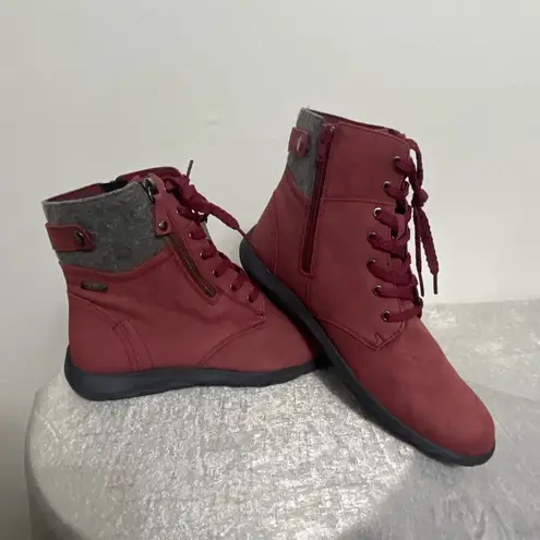 Cobb Hill by Rockport Burgundy Waterproof Leather Boots β Size 7.5(B34) Red