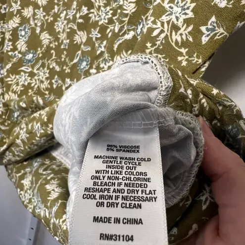 Wonderly Green Floral Pattern Short Sleeve Women’s Blouse