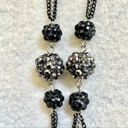 BlackĀ silver chain long necklace with rhinestoneāballs