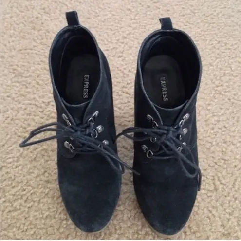 EXPRESS ✨Lace-up Wedge Booties✨ 