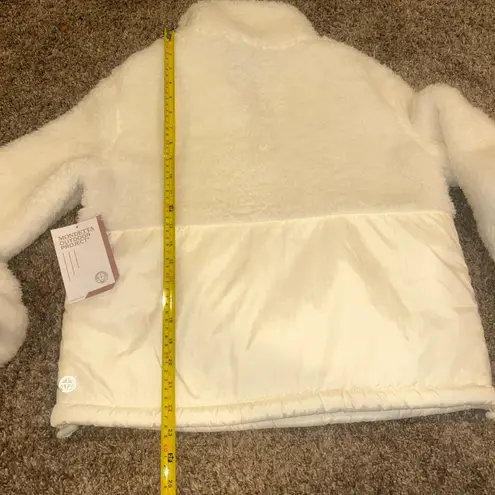 Mondetta Outdoor Project Women’s Ivory Berber Pop Over / Pullover Size XS