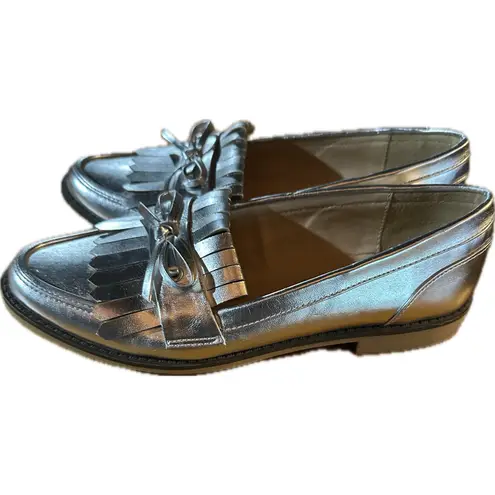 Sole Society Women's Silver Fringed Loafers Size 8 Casual Shoes