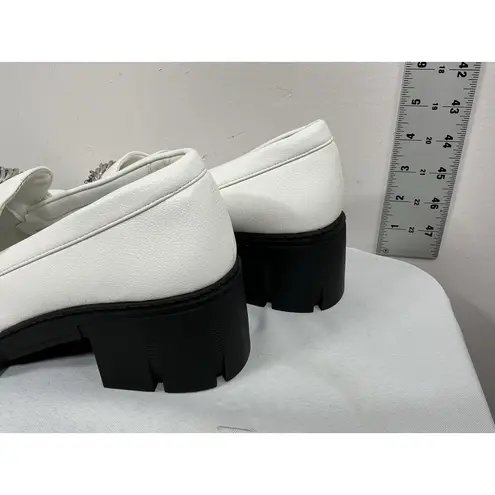 Womans Tintree Slipon Platform Loafers 10 White Chunky Heel Chain Accent NWOT