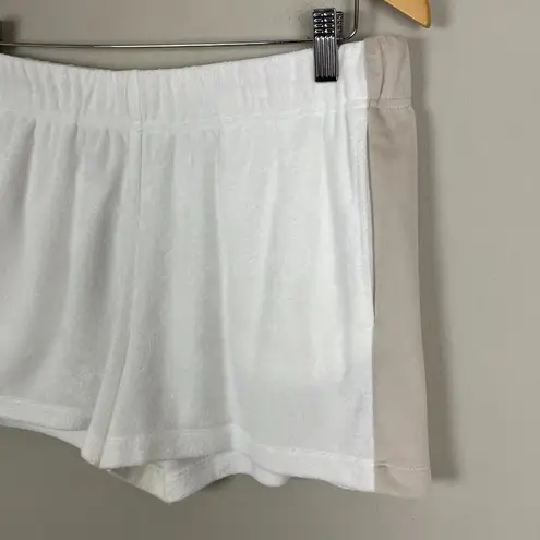 Barefoot Dreams Beach Cozy Terry Shorts Womens Medium White Sea Salt Stone M