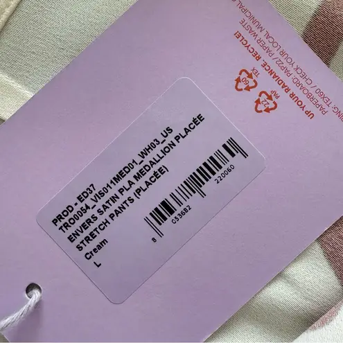 La DoubleJ Medallion Placée Stretch Pants Cream Envers Satin Sz L NWT Red Size L