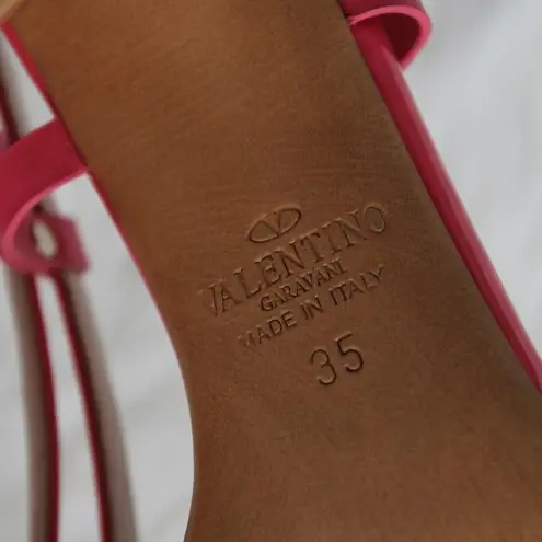 Valentino Hot Pink Patent Leather Silver V Logo Open Toe Kitten Heels Size undefined