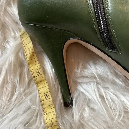 Bettye Muller Green 4” Heeled Bootie Shoes