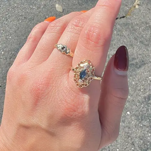 10k Yellow Gold Faceted Marquise Cut Sapphire and Diamond Scallop Vintage Ring Blue