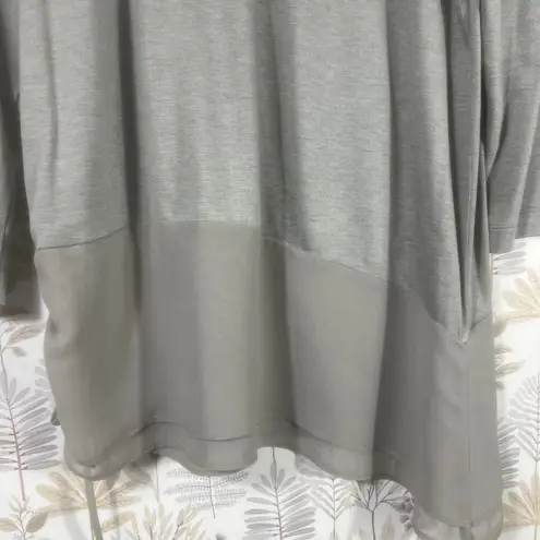 St. John Women's Gray Tunic Top M 3/4 Sleeve Silk Hem Ruched Side Asymmetrical