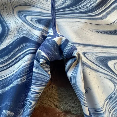Carbon38 Marble Swirl Blue & White High
