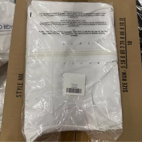 New Gigi C Sarah Zip Up Cutout Jumpsuit Catsuit White L Size L