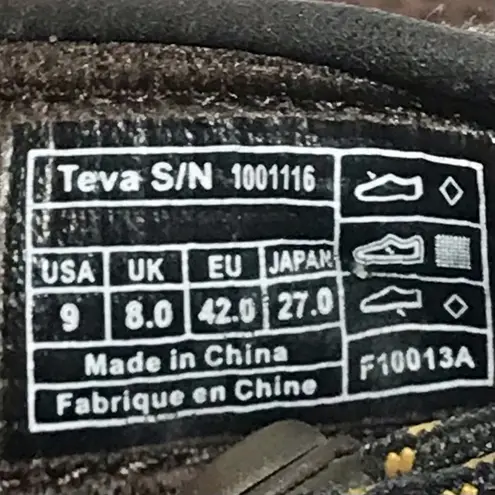 Teva Forebay Closed Toe Brown Utility Hiking Sport Faux Leather Sandals