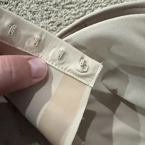 Bali Passion for Comfort Seamless Minimizer Bra Women’s Size 36D Soft Taupe