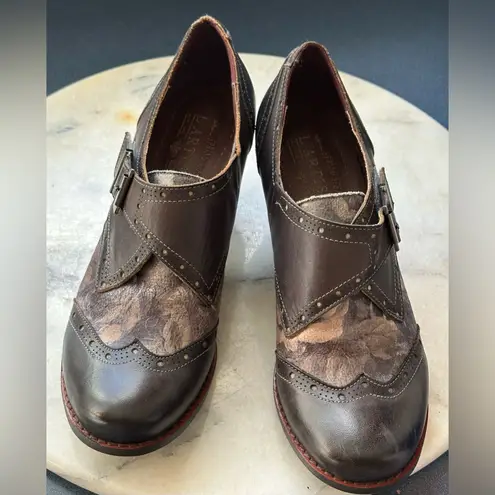 L’ARTISTE Gray Leather Spring Step renaissance Buckle Clog Velcro Sz 39/ 8