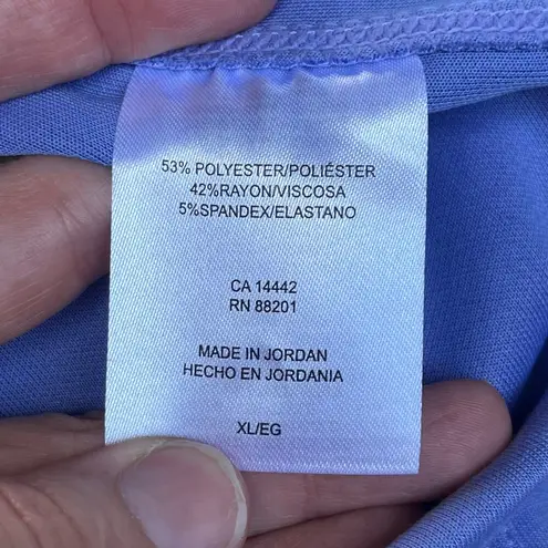 Mondetta Women's Blue "Peace Love Sharks" Sweatshirt Size XL. NEW - Image 7