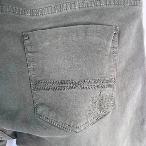 Pull & Bear Green Scraped Destructed Raw Hem Skinny Pants Size 28/29