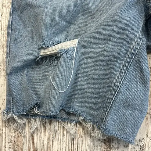 Calvin Klein Jeans NWOT Distressed Super High Rise 90’s Fit Raw Hem Jean Shorts