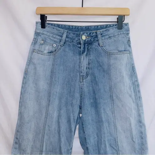 Cider Light Wash Denim High Waisted Side Slits Straight Leg Jean size small