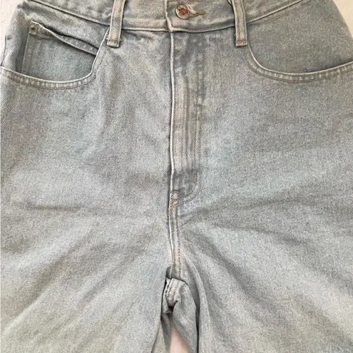 No Excuses Vintage Femme Fatale light washed Denim Shorts Womens Size 9 A4