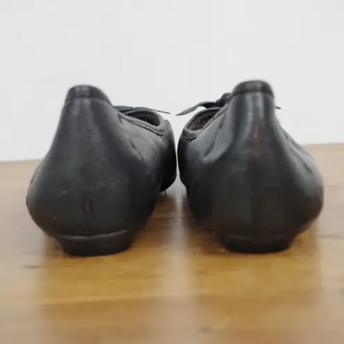 Born Black Leather Bow Front Flats Size 10