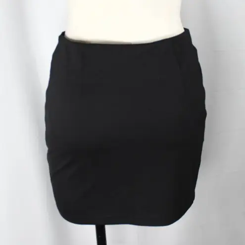 NWT Classic Black Mini Skirt With Detailing Design Goth Aesthetic Date Medium