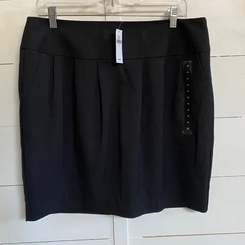Gap Outlet Stretch Black Gray Pinstripe Pleated Skirt Polyester Uniform NWT