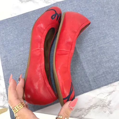 ED Ellen DeGeneres Langston Red Leather 9.5M Ballet Flats Love Embroidery Comfy Size 9.5