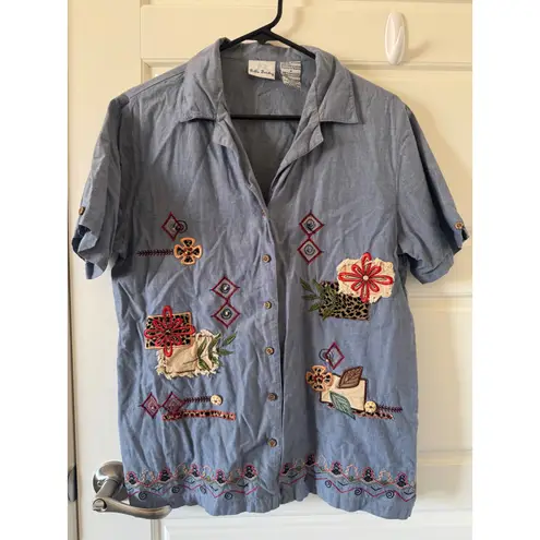 Vintage Bobbie Brooks Embroidered Patchwork Floral Stitched Button Top sz M Boho Blue Size M
