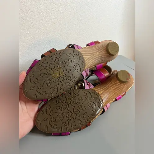 L'ARTISTE Spring Step BohoChic Leather CutOut Leaf Print CorkWedge Sandal Sz 8.5 Red