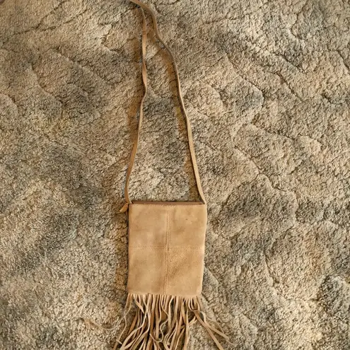 Crossbody Bag with Fringe Tan