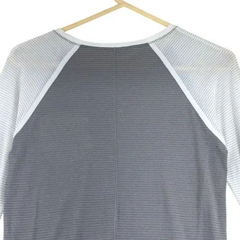 Lululemon  Womens Size 8 Athletic Tee Long Sleeve Top Crew Neck Grey White