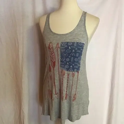 Color Bear bear patriotic feathers tank top Gray