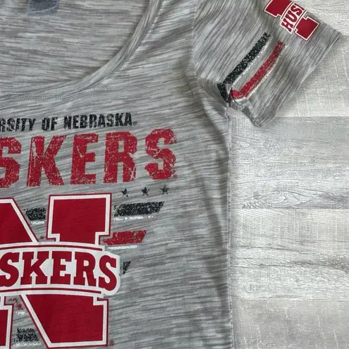 Creative Apparel Nebraska Huskers Scoop Neck T Shirt Womens Small Heathered Grey College Tee NCAA