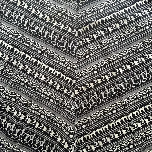 Vintage Halloween Cat Skull Witch Moon Pumpkin Black White Wrap Around Skirt Size undefined