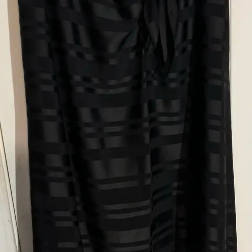 Grade & Gather Black Striped High-Waist A-Line/Flare
Midi Skirt
Size:S NWOT