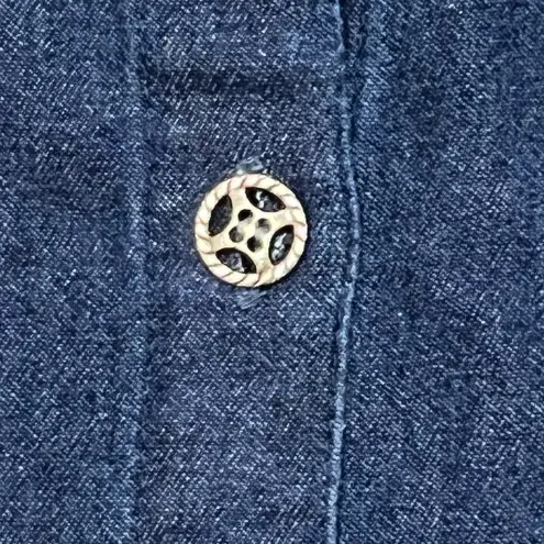 Company One Denim Shirt With Embroidered Cardinals, Holly, & Chickadees Size 1X Blue