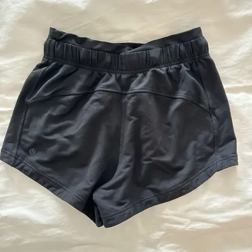 Lululemon Black Inner Glow Shorts EUC Size 4