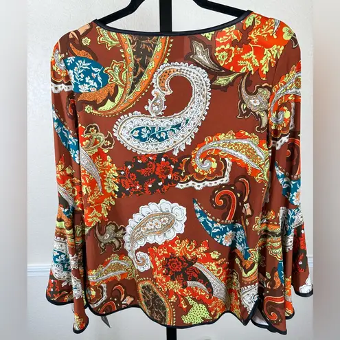 Coco Bianco Medium Scoop Neck Bell Sleeve Flared Sleeve Top Multicolor Paisley Brown