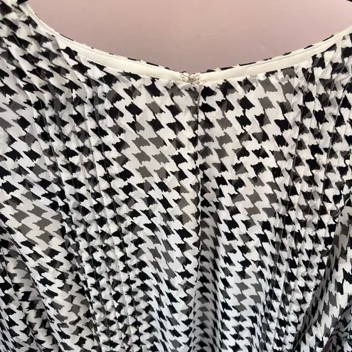 Alex Marie Black and White Sheath Dress with Bishop Sleeves