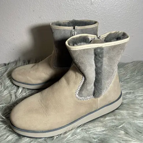 OluKai Women's Pa'ina Hulu Boots Women's Gray Suede Ankle Boots Size 9