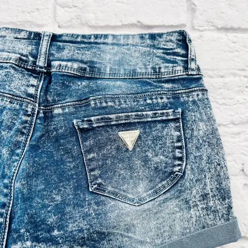 Guess  Women's Acid Wash Low Rise Denim Short Size 31 Three Button