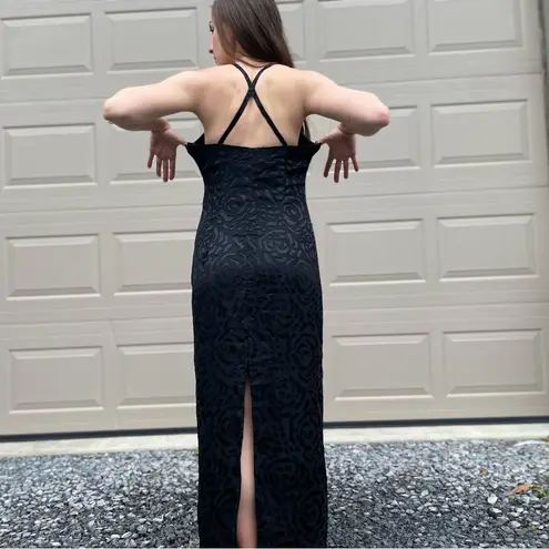 Vintage Onyx Nite Black Textured Floral Satin High Neck Formal Black Tie Gown L Size L